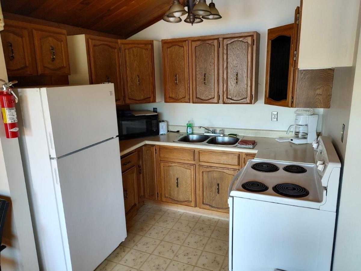 Logan Lake Lac Le Jeune Nature Resort المظهر الخارجي الصورة