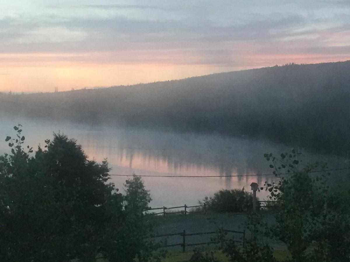 Logan Lake Lac Le Jeune Nature Resort المظهر الخارجي الصورة