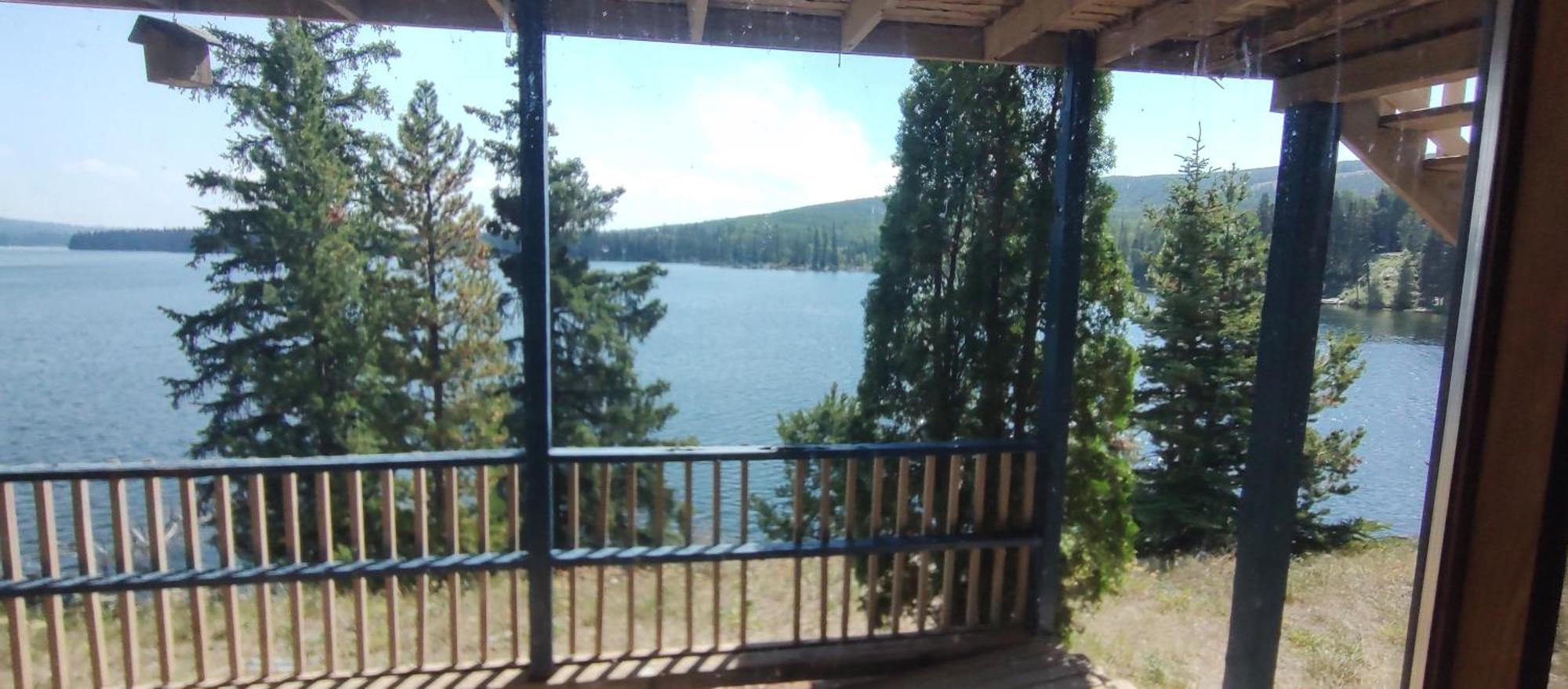 Logan Lake Lac Le Jeune Nature Resort المظهر الخارجي الصورة