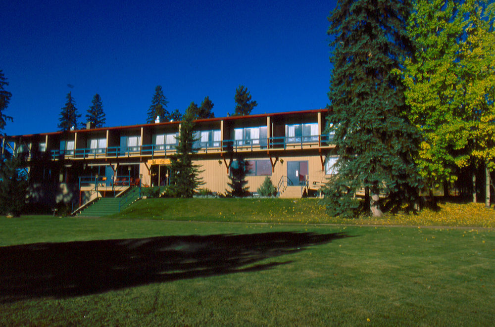 Logan Lake Lac Le Jeune Nature Resort المظهر الخارجي الصورة